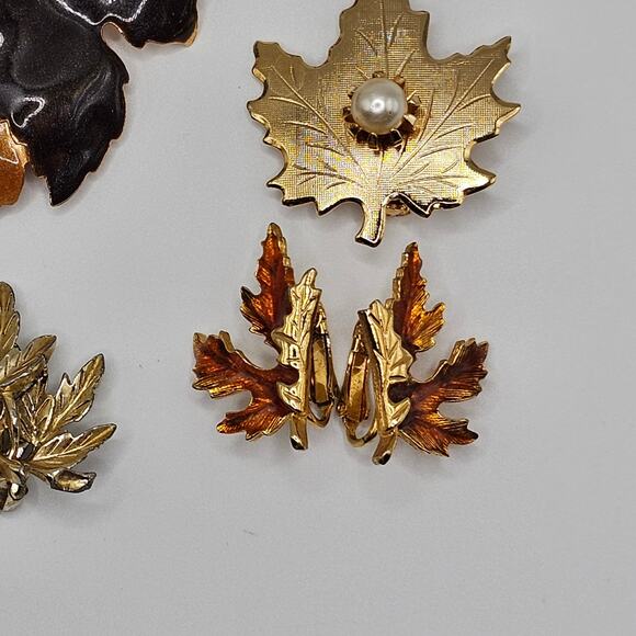 Vintage Brooch Costume Jewelry Bundle Clip On Earrings Fall Autumn Leaves - Picture 8 of 12